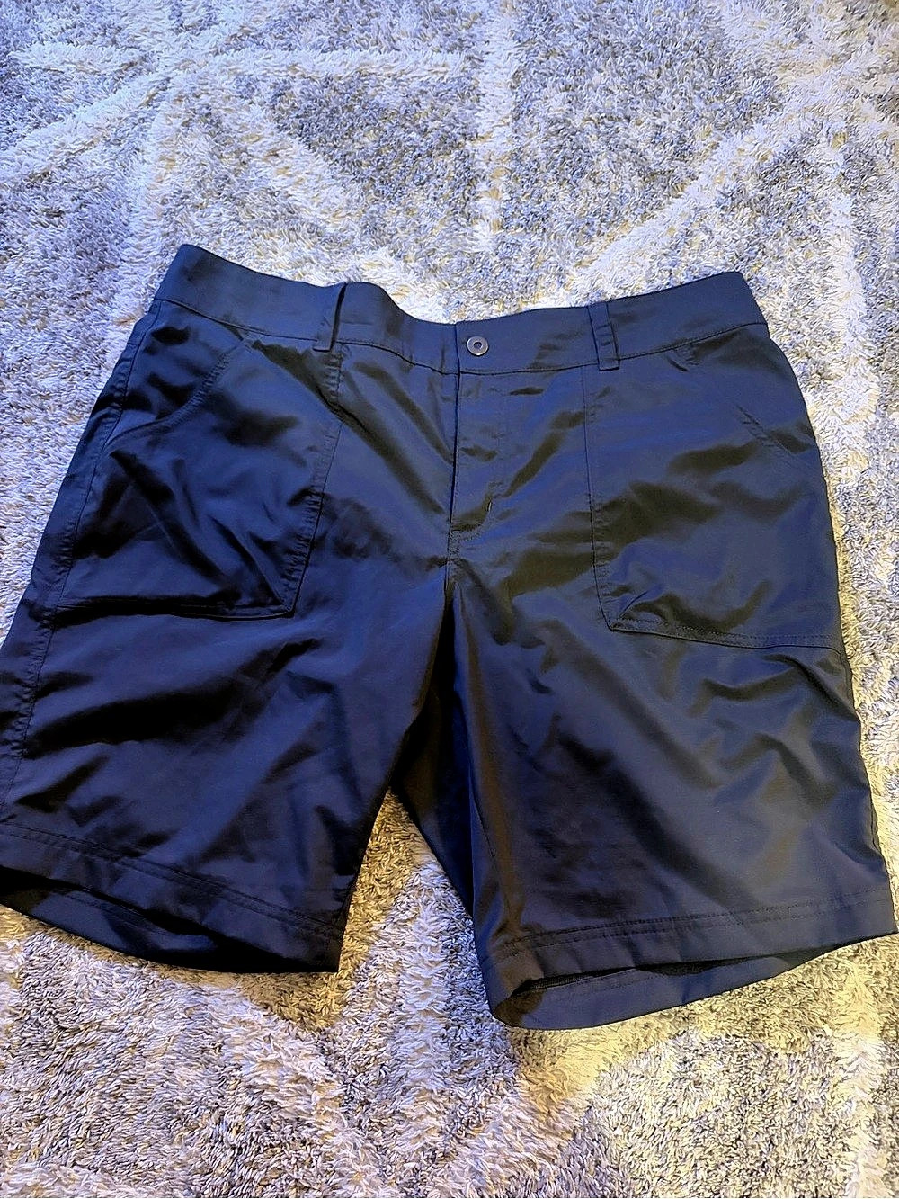 Columbia women’s Hybrid Shorts Black Size Large Like New